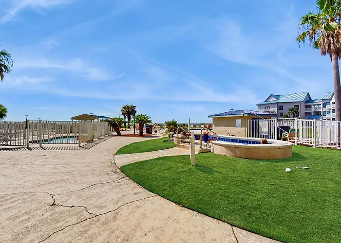 Holiday home Coastal With Open Layout Nautical Theme Smart Tvs Access & Ac *